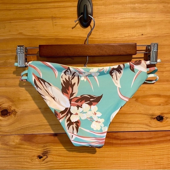 L*SPACE Kennedy Bikini Bottom in Green Yellow Tropical Floral Small NWOT - Picture 2 of 7